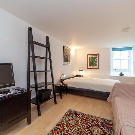 Charming 1 Bedroom Apartment In Old School House London Eksteriør bilde