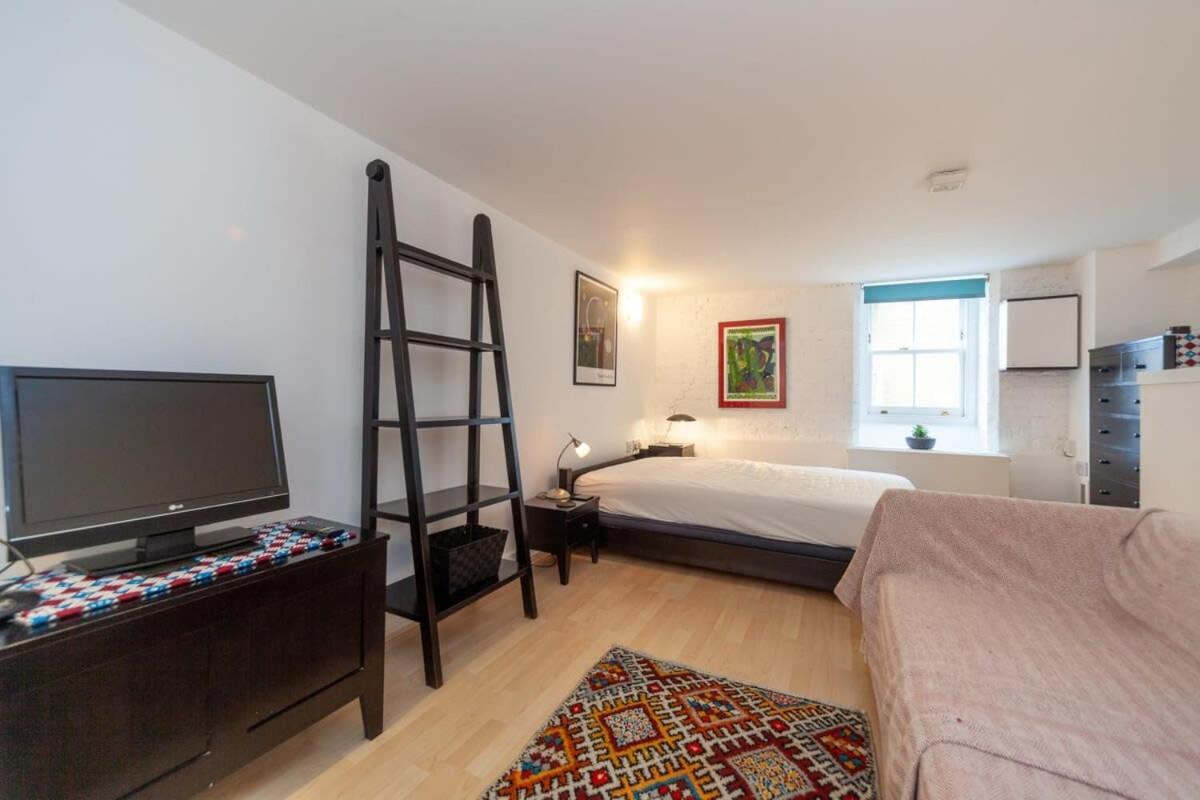 Charming 1 Bedroom Apartment In Old School House London Eksteriør bilde