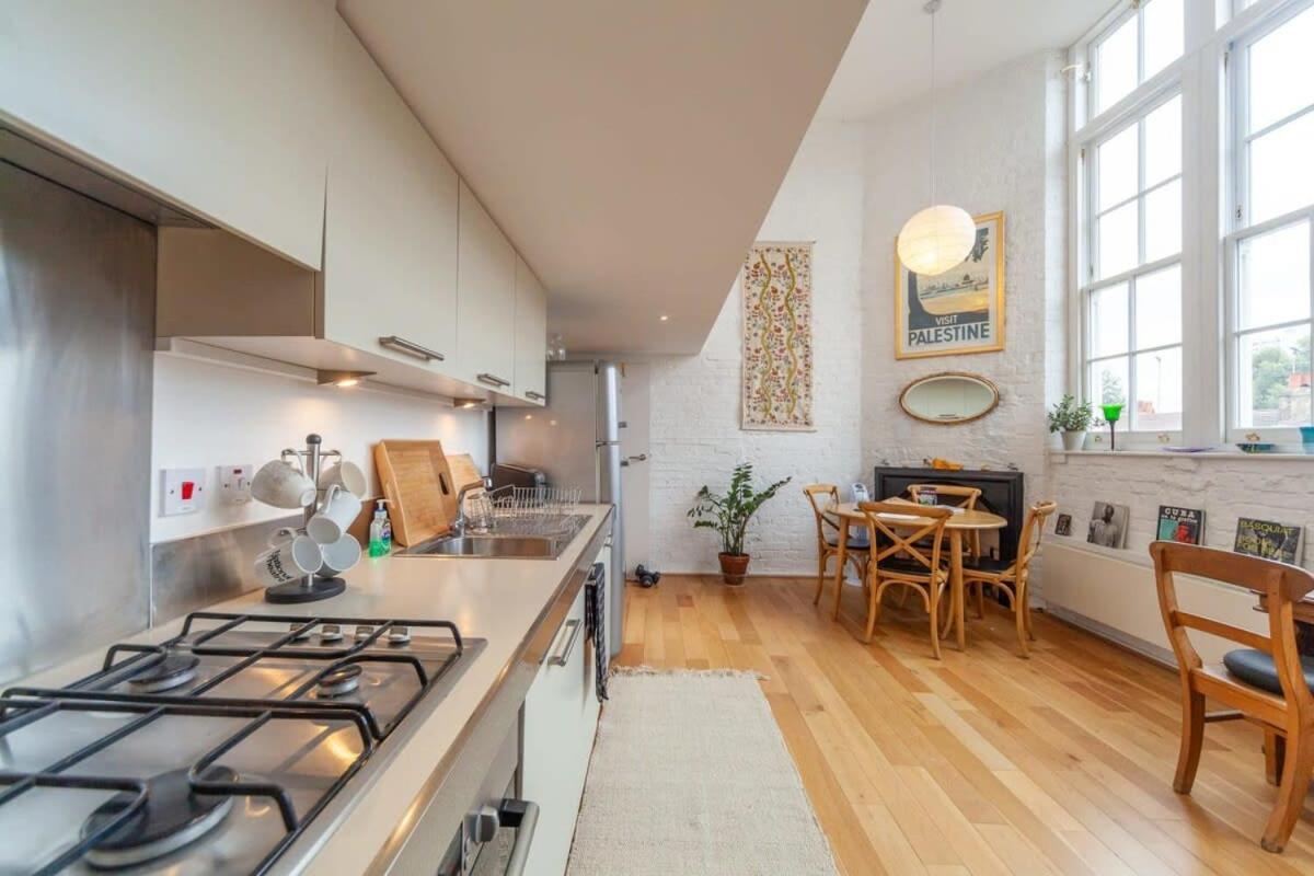 Charming 1 Bedroom Apartment In Old School House London Eksteriør bilde
