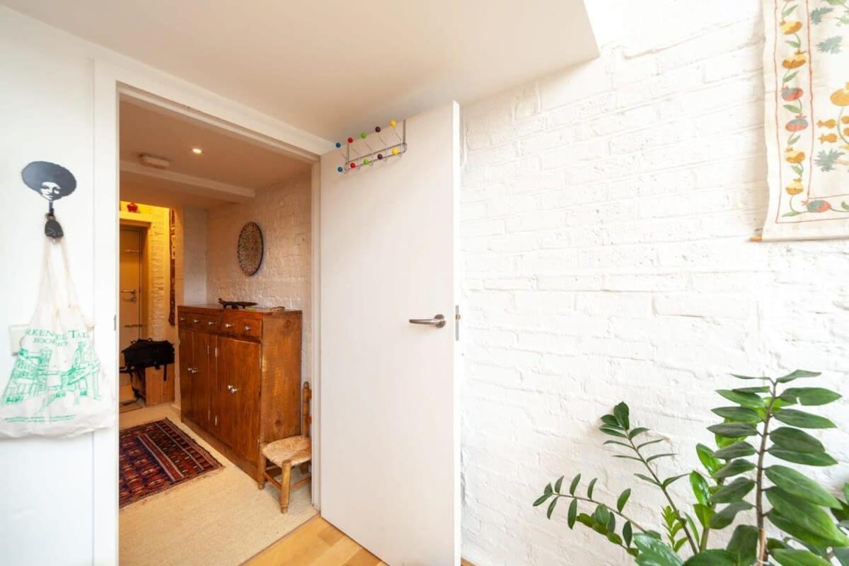 Charming 1 Bedroom Apartment In Old School House London Eksteriør bilde
